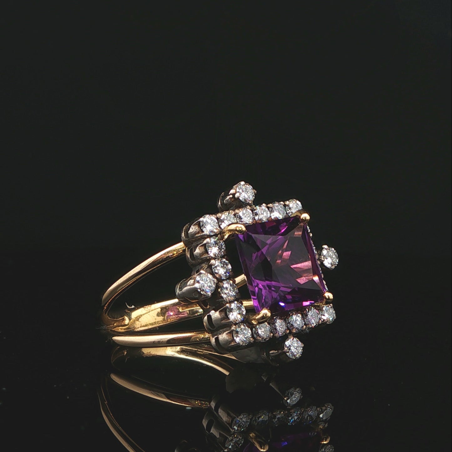 18ct Yellow & White Gold Amethyst and Diamond Ring