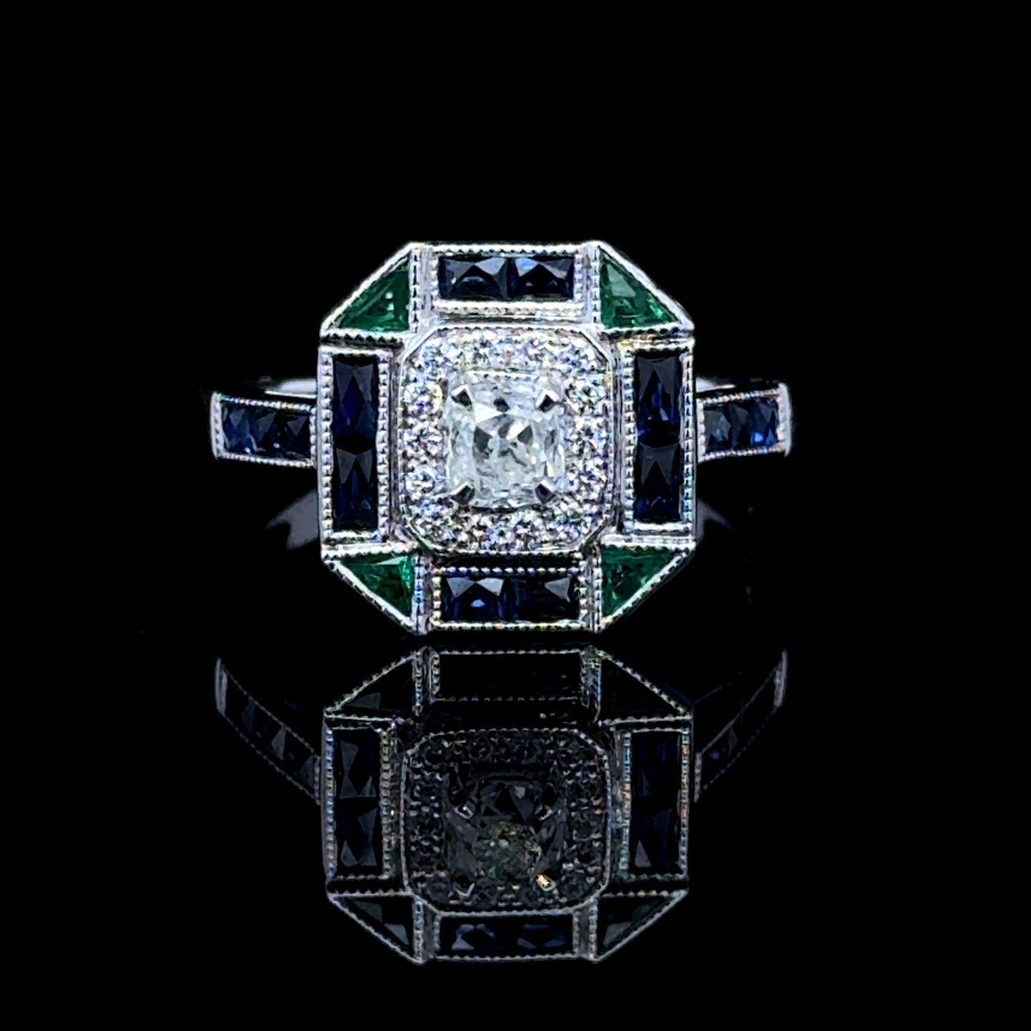 18ct White Gold Diamond, Sapphire and Emerald Preloved Ring