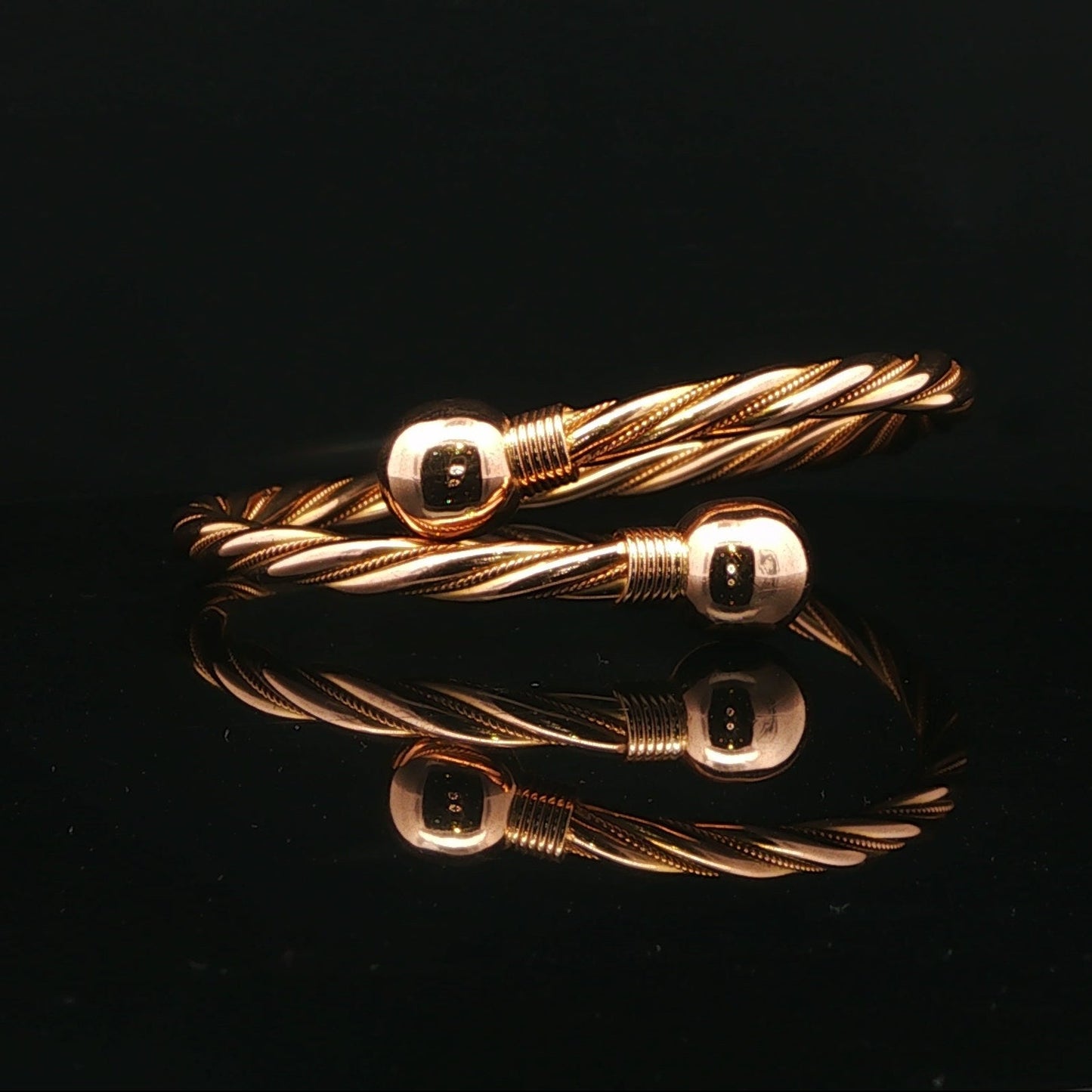 18ct Yellow Gold Twisted Torque Bracelet
