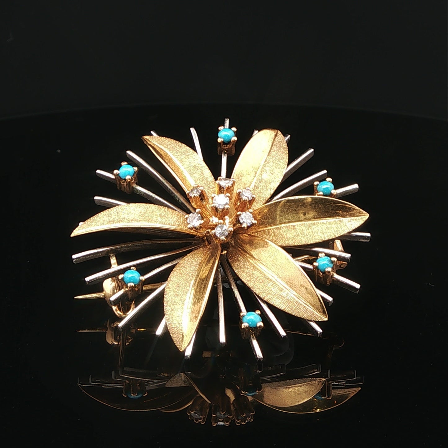 18ct Yellow Gold Diamond and Turquoise Brooch