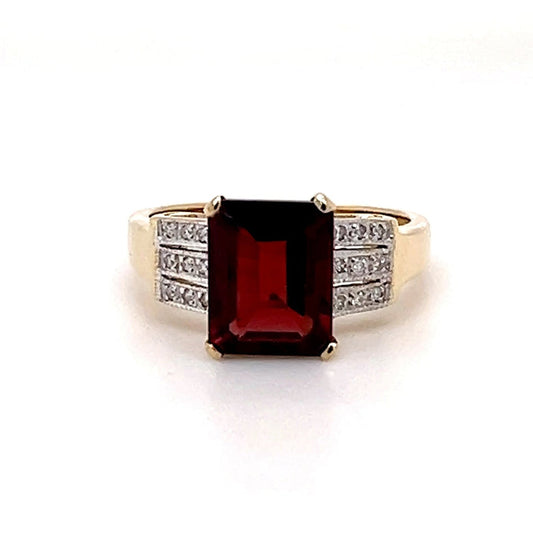 9ct Yellow Gold Garnet and Diamond Ring